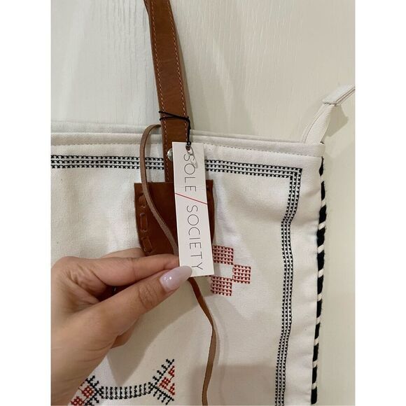NWT Sole Society Embroidered Vertical Canvas Bag - Picture 2 of 11